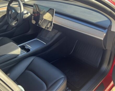 Красный Тесла Модель 3, объемом двигателя 0 л и пробегом 35 тыс. км за 22000 $, фото 14 на Automoto.ua