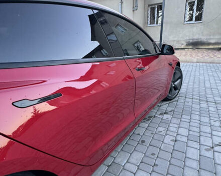 Красный Тесла Модель 3, объемом двигателя 0 л и пробегом 33 тыс. км за 21999 $, фото 38 на Automoto.ua