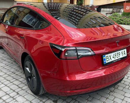 Красный Тесла Модель 3, объемом двигателя 0 л и пробегом 105 тыс. км за 22700 $, фото 2 на Automoto.ua