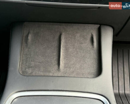 Червоний Тесла Модель 3, об'ємом двигуна 0 л та пробігом 108 тис. км за 19800 $, фото 12 на Automoto.ua