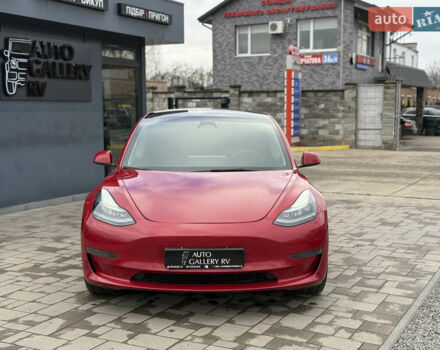 Красный Тесла Модель 3, объемом двигателя 0 л и пробегом 43 тыс. км за 19888 $, фото 2 на Automoto.ua