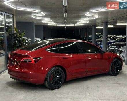 Червоний Тесла Модель 3, об'ємом двигуна 0 л та пробігом 43 тис. км за 22900 $, фото 13 на Automoto.ua