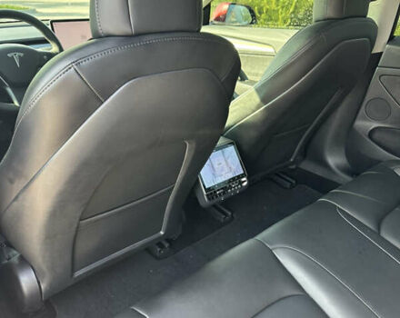 Червоний Тесла Модель 3, об'ємом двигуна 0 л та пробігом 48 тис. км за 22700 $, фото 9 на Automoto.ua