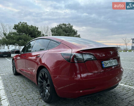 Красный Тесла Модель 3, объемом двигателя 0 л и пробегом 29 тыс. км за 23000 $, фото 17 на Automoto.ua