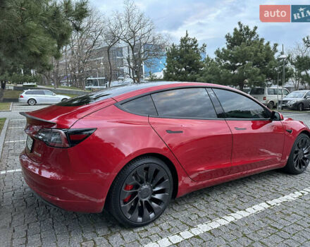 Красный Тесла Модель 3, объемом двигателя 0 л и пробегом 29 тыс. км за 23000 $, фото 16 на Automoto.ua