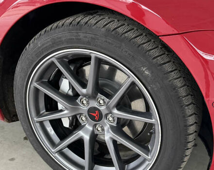 Красный Тесла Модель 3, объемом двигателя 0 л и пробегом 96 тыс. км за 18900 $, фото 19 на Automoto.ua