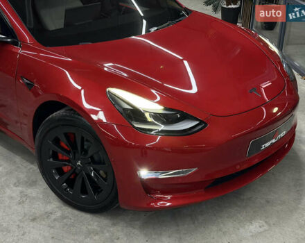 Червоний Тесла Модель 3, об'ємом двигуна 0 л та пробігом 43 тис. км за 22900 $, фото 2 на Automoto.ua