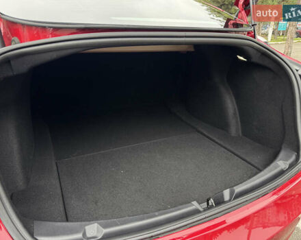 Червоний Тесла Модель 3, об'ємом двигуна 0 л та пробігом 30 тис. км за 23900 $, фото 19 на Automoto.ua