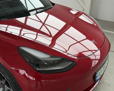 Красный Тесла Модель 3, объемом двигателя 0 л и пробегом 96 тыс. км за 18900 $, фото 11 на Automoto.ua
