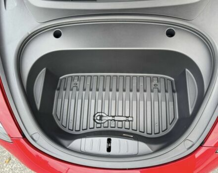 Червоний Тесла Модель 3, об'ємом двигуна 0 л та пробігом 65 тис. км за 21500 $, фото 8 на Automoto.ua