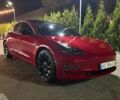 Красный Тесла Модель 3, объемом двигателя 0 л и пробегом 56 тыс. км за 25000 $, фото 1 на Automoto.ua