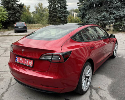 Тесла Модель 3 2022 в Днепре (Днепропетровске) на Automoto.ua Красный Тесла Модель 3, объемом двигателя 0 л и пробегом 131 тыс. км за 19500 $, фото 4 на Automoto.ua