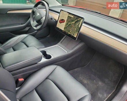 Красный Тесла Модель 3, объемом двигателя 0 л и пробегом 30 тыс. км за 22000 $, фото 38 на Automoto.ua