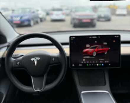 Красный Тесла Модель 3, объемом двигателя 0 л и пробегом 43 тыс. км за 19888 $, фото 11 на Automoto.ua