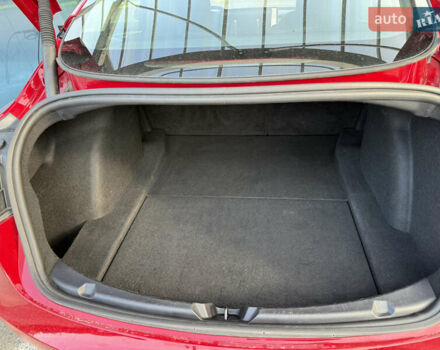 Красный Тесла Модель 3, объемом двигателя 0 л и пробегом 172 тыс. км за 17000 $, фото 7 на Automoto.ua