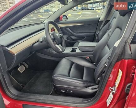 Червоний Тесла Модель 3, об'ємом двигуна 0 л та пробігом 1 тис. км за 19900 $, фото 8 на Automoto.ua