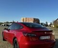 Красный Тесла Модель 3, объемом двигателя 0 л и пробегом 63 тыс. км за 22000 $, фото 3 на Automoto.ua