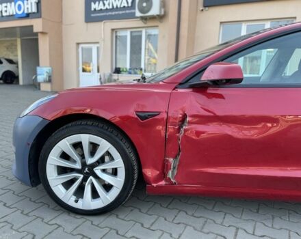 Красный Тесла Модель 3, объемом двигателя 0 л и пробегом 206 тыс. км за 14800 $, фото 5 на Automoto.ua