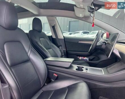 Червоний Тесла Модель 3, об'ємом двигуна 0 л та пробігом 50 тис. км за 24590 $, фото 37 на Automoto.ua