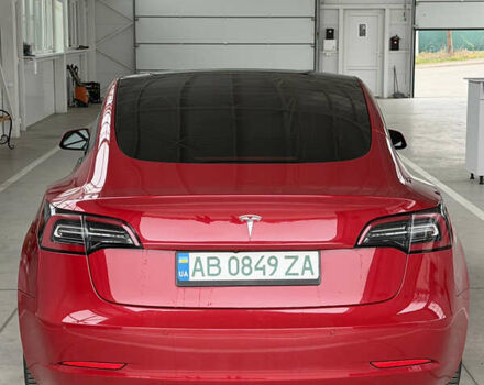 Красный Тесла Модель 3, объемом двигателя 0 л и пробегом 96 тыс. км за 18900 $, фото 6 на Automoto.ua
