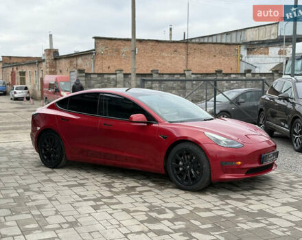 Красный Тесла Модель 3, объемом двигателя 0 л и пробегом 43 тыс. км за 19888 $, фото 6 на Automoto.ua