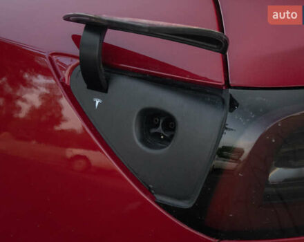 Красный Тесла Модель 3, объемом двигателя 0 л и пробегом 42 тыс. км за 21500 $, фото 13 на Automoto.ua