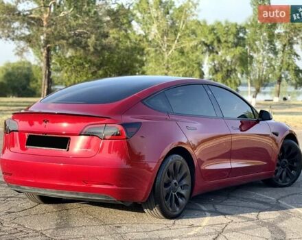 Красный Тесла Модель 3, объемом двигателя 0 л и пробегом 42 тыс. км за 21500 $, фото 11 на Automoto.ua
