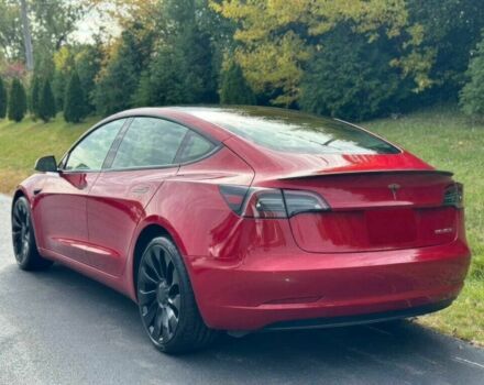 Червоний Тесла Модель 3, об'ємом двигуна 0 л та пробігом 25 тис. км за 16000 $, фото 5 на Automoto.ua