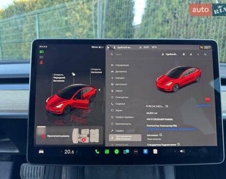 Красный Тесла Модель 3, объемом двигателя 0 л и пробегом 45 тыс. км за 19999 $, фото 55 на Automoto.ua