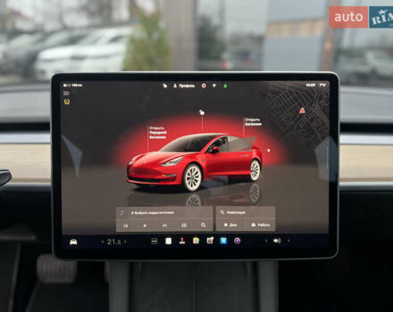 Красный Тесла Модель 3, объемом двигателя 0 л и пробегом 11 тыс. км за 25900 $, фото 28 на Automoto.ua