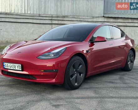 Тесла Модель 3 2023 у Києві на Automoto.ua Червоний Тесла Модель 3, об'ємом двигуна 0 л та пробігом 20 тис. км за 19999 $, фото 9 на Automoto.ua