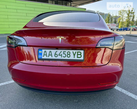 Червоний Тесла Модель 3, об'ємом двигуна 0 л та пробігом 13 тис. км за 28900 $, фото 13 на Automoto.ua