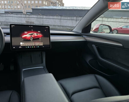 Тесла Модель 3 2023 у Києві на Automoto.ua Червоний Тесла Модель 3, об'ємом двигуна 0 л та пробігом 20 тис. км за 19999 $, фото 30 на Automoto.ua