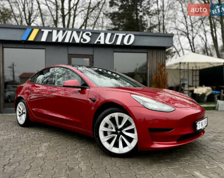 Красный Тесла Модель 3, объемом двигателя 0 л и пробегом 11 тыс. км за 25900 $, фото 15 на Automoto.ua