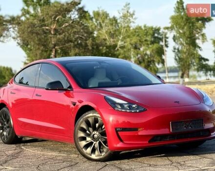 Красный Тесла Модель 3, объемом двигателя 0 л и пробегом 35 тыс. км за 23999 $, фото 2 на Automoto.ua