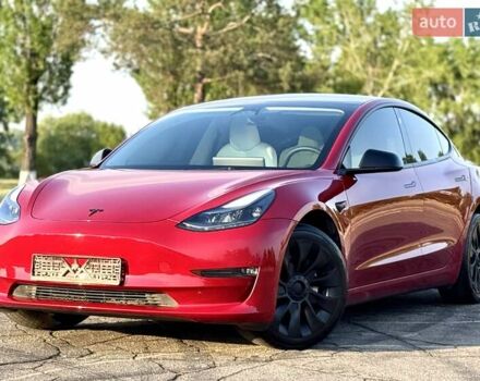 Красный Тесла Модель 3, объемом двигателя 0 л и пробегом 35 тыс. км за 23999 $, фото 3 на Automoto.ua