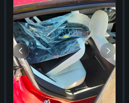 Червоний Тесла Модель 3, об'ємом двигуна 0 л та пробігом 45 тис. км за 19000 $, фото 13 на Automoto.ua