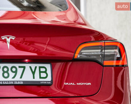 Червоний Тесла Модель 3, об'ємом двигуна 0 л та пробігом 38 тис. км за 23700 $, фото 21 на Automoto.ua