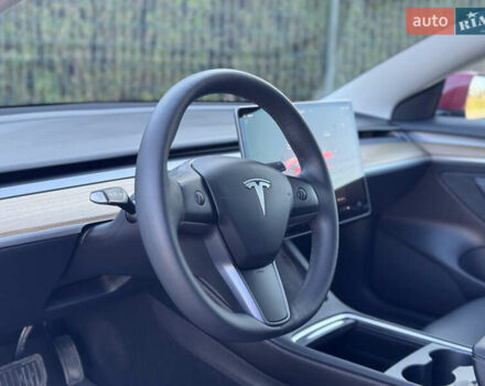 Красный Тесла Модель 3, объемом двигателя 0 л и пробегом 45 тыс. км за 19999 $, фото 47 на Automoto.ua