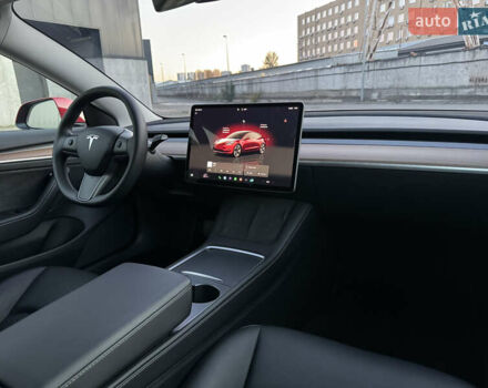 Тесла Модель 3 2023 у Києві на Automoto.ua Червоний Тесла Модель 3, об'ємом двигуна 0 л та пробігом 20 тис. км за 19999 $, фото 21 на Automoto.ua
