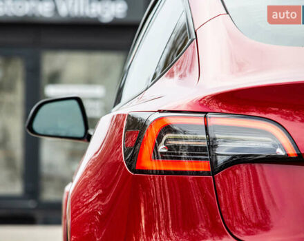 Червоний Тесла Модель 3, об'ємом двигуна 0 л та пробігом 38 тис. км за 23700 $, фото 22 на Automoto.ua