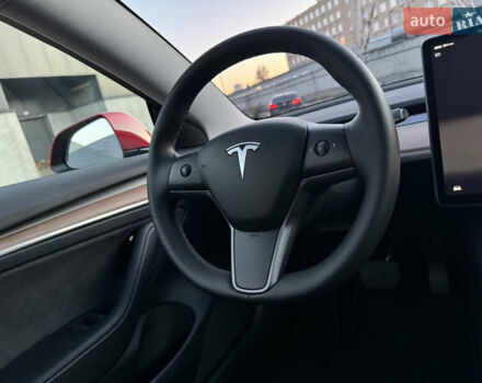 Тесла Модель 3 2023 у Києві на Automoto.ua Червоний Тесла Модель 3, об'ємом двигуна 0 л та пробігом 20 тис. км за 19999 $, фото 32 на Automoto.ua