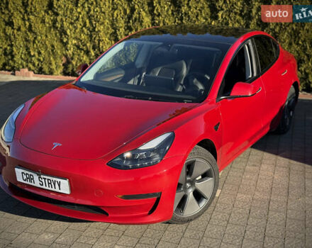 Красный Тесла Модель 3, объемом двигателя 0 л и пробегом 45 тыс. км за 19999 $, фото 20 на Automoto.ua