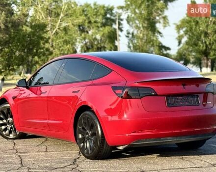Красный Тесла Модель 3, объемом двигателя 0 л и пробегом 35 тыс. км за 23999 $, фото 7 на Automoto.ua