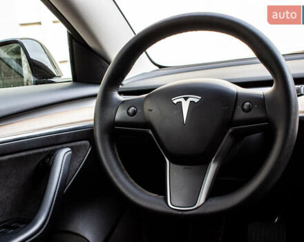 Червоний Тесла Модель 3, об'ємом двигуна 0 л та пробігом 38 тис. км за 23700 $, фото 30 на Automoto.ua