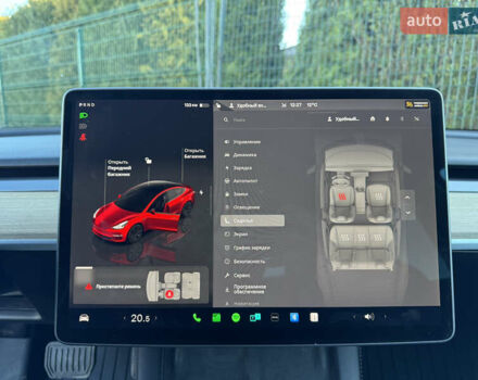 Красный Тесла Модель 3, объемом двигателя 0 л и пробегом 45 тыс. км за 19999 $, фото 53 на Automoto.ua