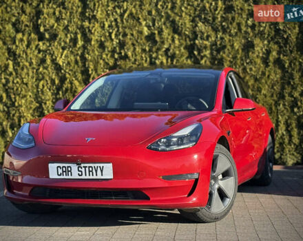 Красный Тесла Модель 3, объемом двигателя 0 л и пробегом 45 тыс. км за 19999 $, фото 17 на Automoto.ua