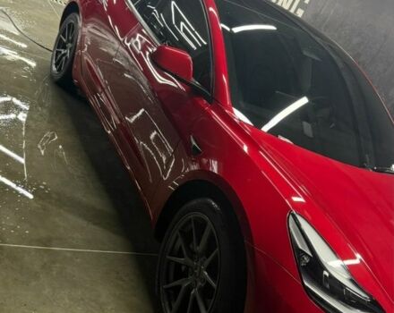 Красный Тесла Модель 3, объемом двигателя 0 л и пробегом 41 тыс. км за 18500 $, фото 1 на Automoto.ua