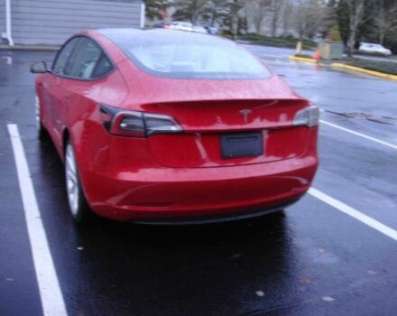 Червоний Тесла Модель 3, об'ємом двигуна 0 л та пробігом 24 тис. км за 18000 $, фото 4 на Automoto.ua