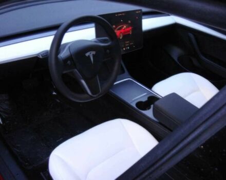 Червоний Тесла Модель 3, об'ємом двигуна 0 л та пробігом 24 тис. км за 18000 $, фото 6 на Automoto.ua